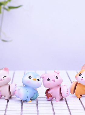 车载汽车摆件可爱动物q小猫小狗小猪小企鹅摇撅屁屁股车内装饰品