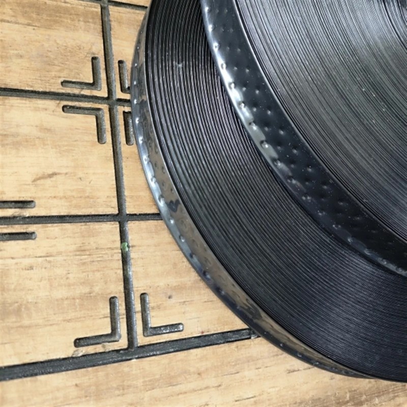 4分微喷带有孔微喷带喷灌水带农用灌溉4分喷灌带大棚微喷带16mm