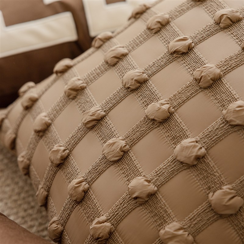 雅梵林中古风轻奢棕色马抱枕刺绣美拉德大地色沙发靠垫样板间靠枕