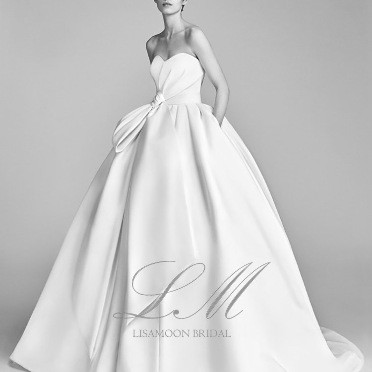 北京实体新款高端定制Viktor风格纯缎质白色抹胸蝴蝶结蓬婚纱租赁在类目 女装/女士精品, 婚纱/旗袍/礼服, 婚纱中 - 来自Buy2taobao.com提供专业的淘宝代购服务