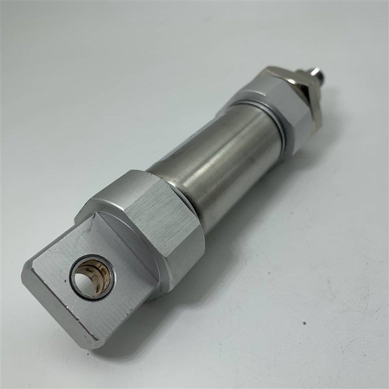 全新原装CM2E/CDM2E20/CDM2E25-40Z/45Z/50Z/60Z/70Z/75Z 气缸