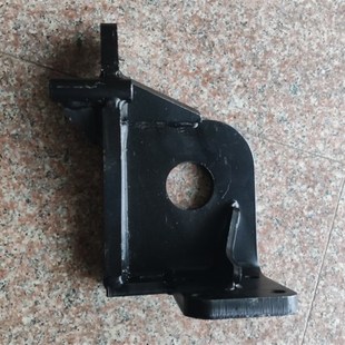 新源轮胎液压挖掘机配件胶轮C75W轮挖机械原装 玉柴发动机左前支架