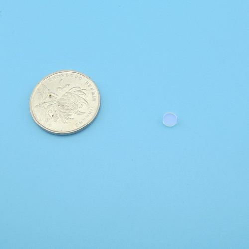 绿光红光近红外过滤片尺寸可定制 500nm-900nm通过玻璃镀膜滤光片