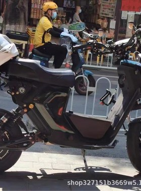 小牛uqi/ub网红小铁箱中箱Uqi+/uqi电动车储物GP中置箱改装配件