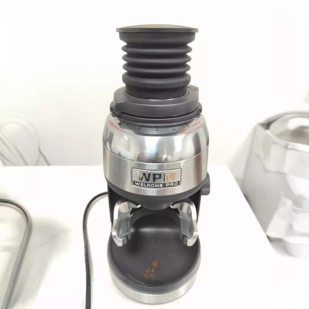 WPM惠家ZD-12/15/17N磨豆机豆仓残粉拍漏斗研磨机清洁气吹豆仓