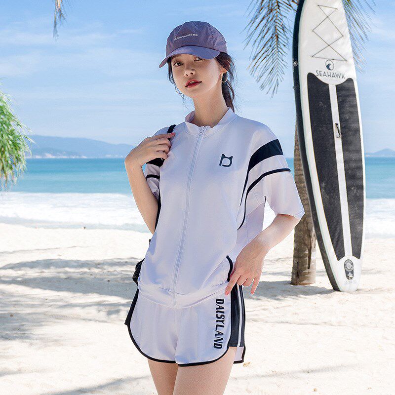 2025新款夏季分体运动泳衣女四件套大码遮肚显瘦沙滩度假温泉套装