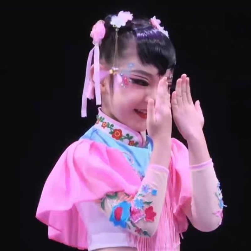 巧闺小序六一儿童古典舞钱鼓舞z扇子舞民族风俏执扇打鼓服演出表