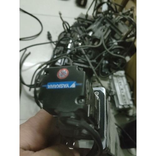 安川电机SGM7J-01AFC6S