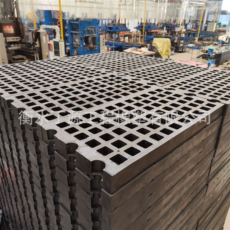 厂家直供聚氨酯橡胶筛板橡胶护板选矿振动筛橡胶耐磨筛板规格齐全