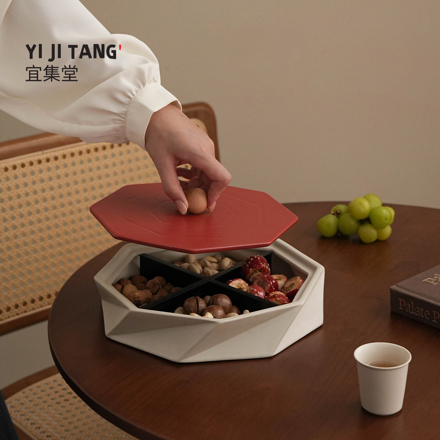 中古风干果盘格陶瓷几何艺术感图片