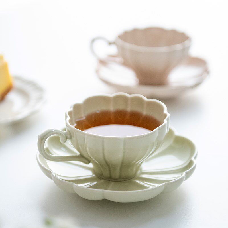 日本Studio M法式优雅花型下午茶红茶杯杯碟套杯陶瓷茶杯咖啡杯图片
