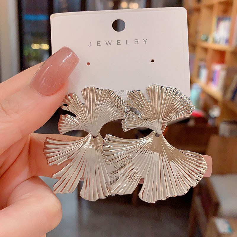 欧美夸张设计感银杏叶子高级感w耳环个性S925银针气质小众金属耳