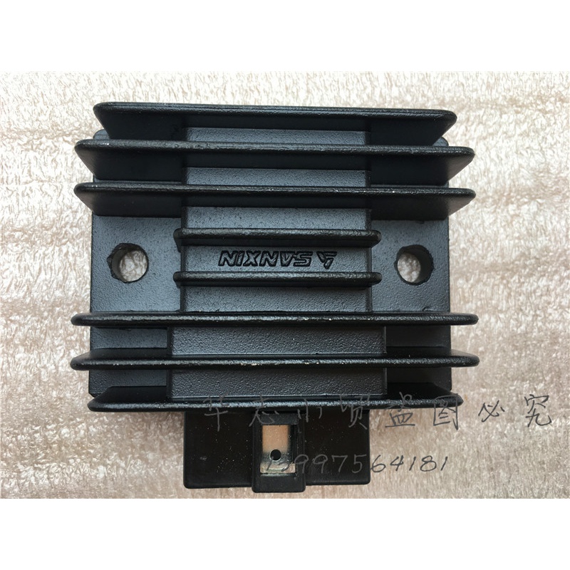 适用豪爵HJ110-6/HJ110-6A/UD110弯梁车整流器稳压器充电器硅整流