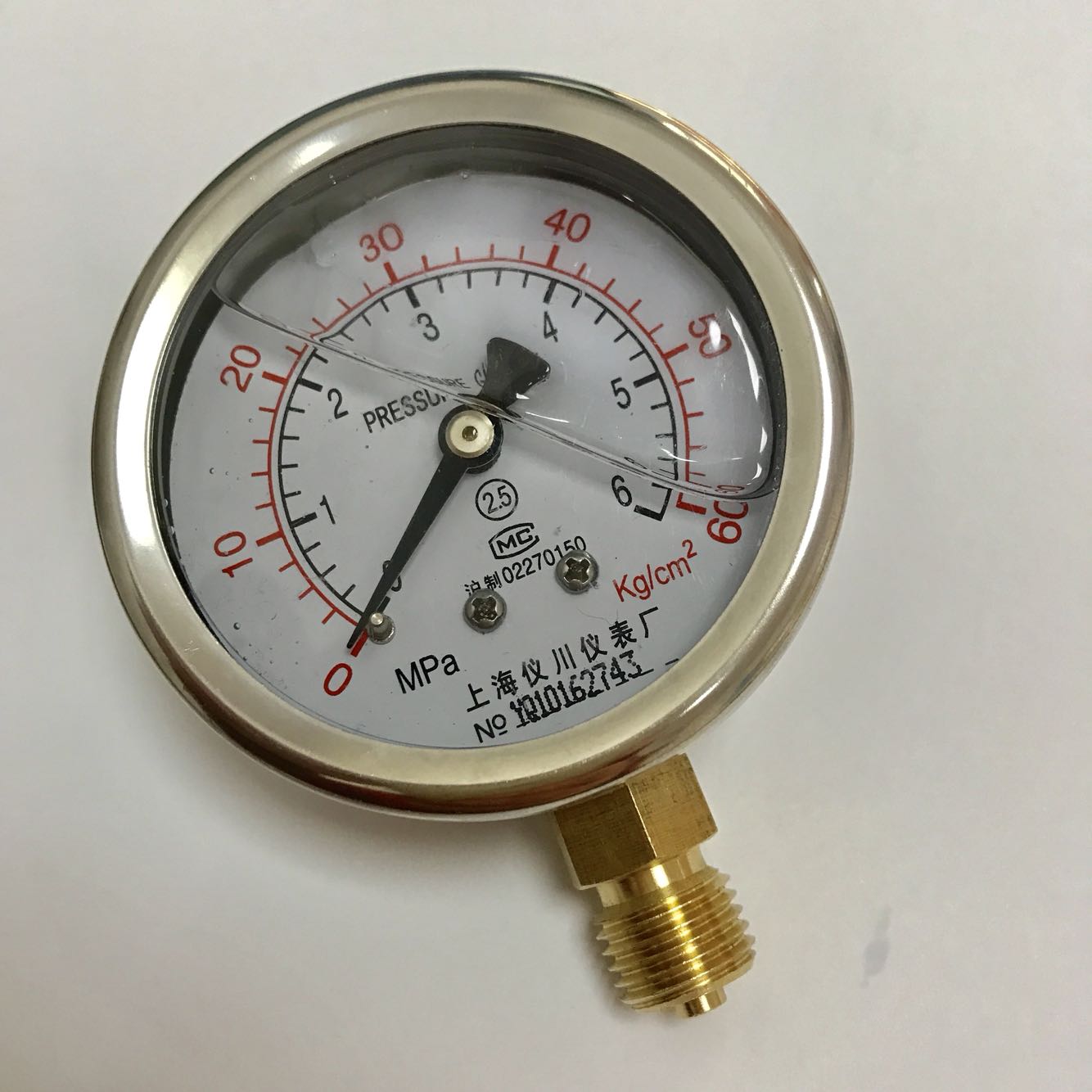 上海仪川耐震压力表 YN-60 0-6mpa 60kg  铜螺纹PT1/4 径向 60MM