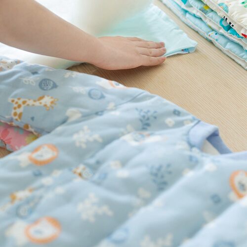 宝宝手工花棉衣 婴儿童棉袄背带棉裤套装 幼儿加厚内胆秋冬季