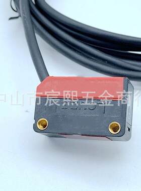 全新原装PRK5/4P-200-M12镜反射型光电传感器带偏振光片50117704