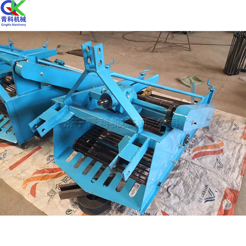 田间管理捡石机 拖拉机牵引式农田捡石头机 土壤筛石自动装车机