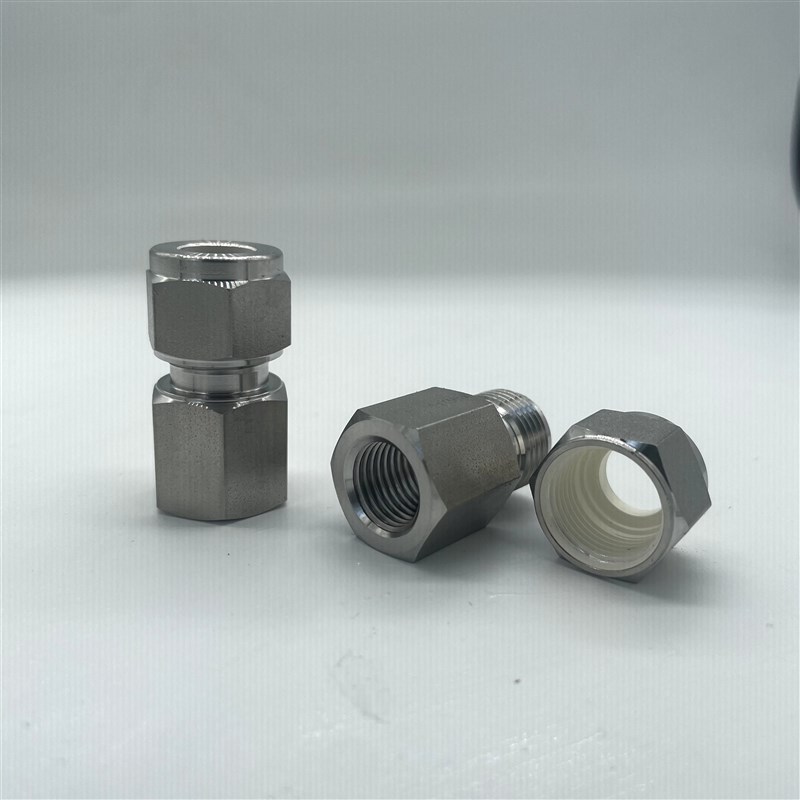 316L不锈钢双卡套内丝直通螺纹卡套接头压力表转接头NPT1/4GM1420