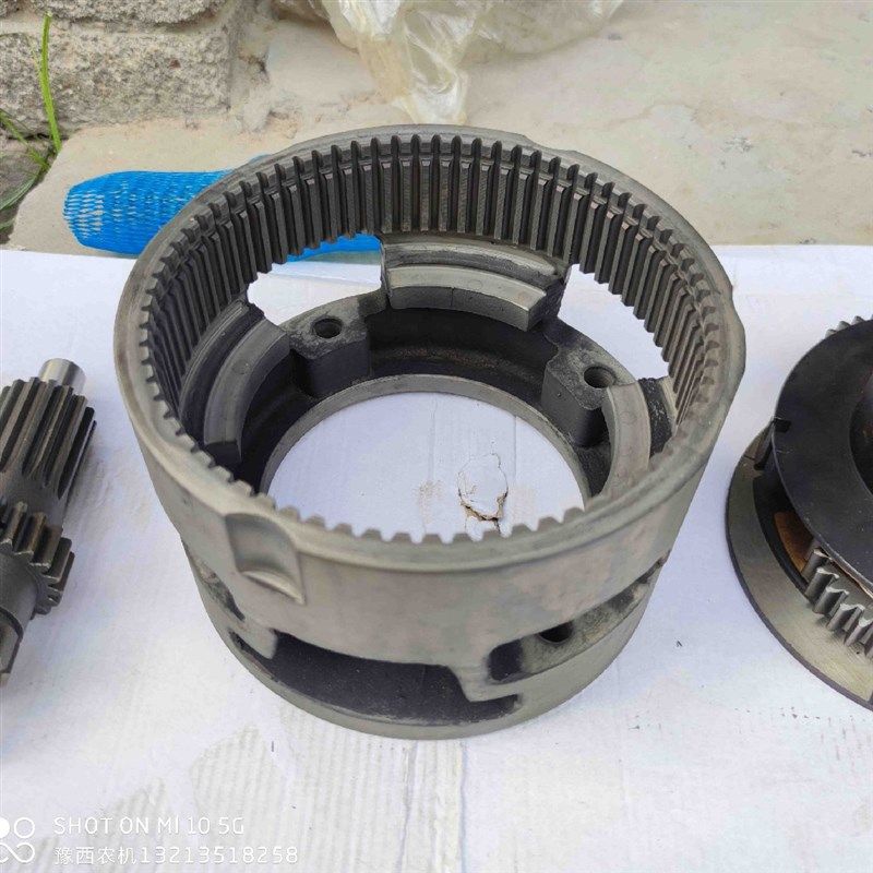 雷沃欧豹650 700A变速箱  爬行档齿圈  星行座齿轮轴全套配件原厂,鲜花速递/花卉仿真/绿植园艺,洒水/浇水壶,淘宝优惠券,粉丝福利购,淘宝优惠卷