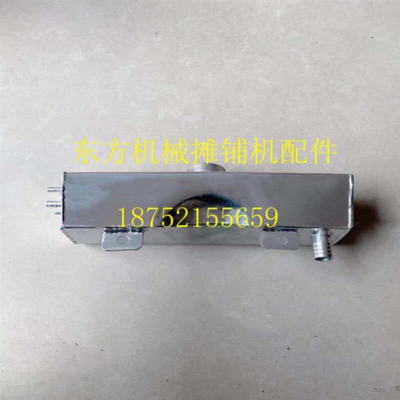 戴纳派克CC900发动机副水箱 拍膨胀水箱 散热器小水箱 水壶