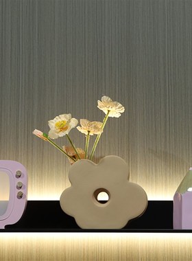 现代样板间书桌组合笔筒装饰画花艺摆件售楼处儿童女孩房装饰品