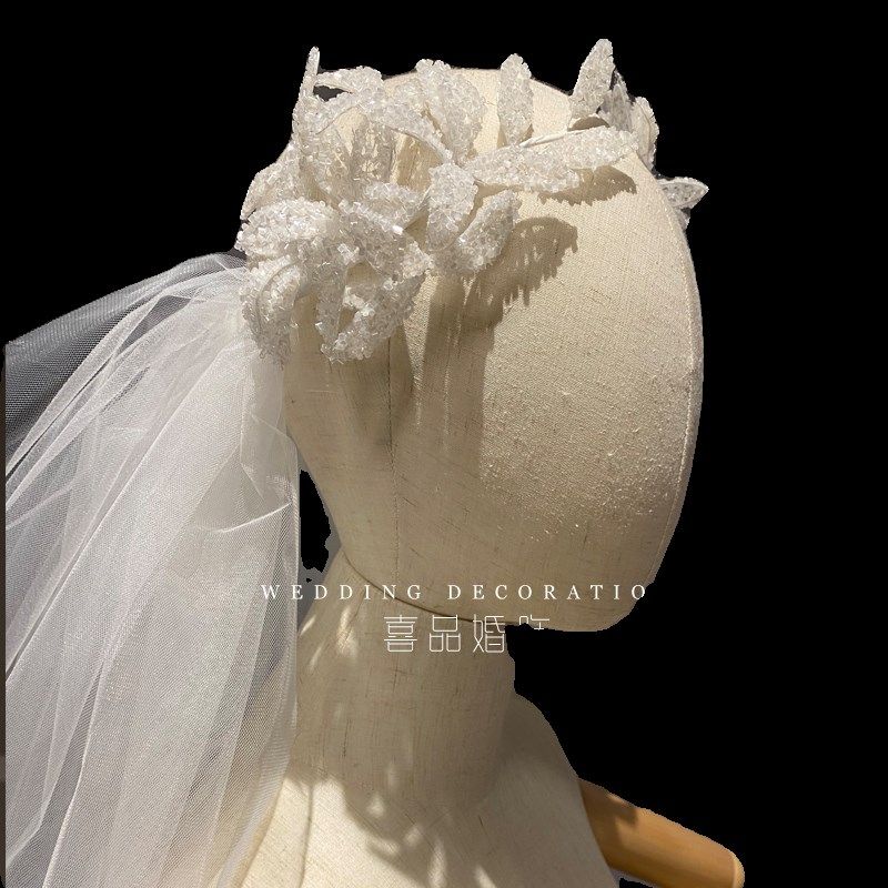 喜品新款仙气手工花多层米珠头纱新娘饰品样片拍摄外景森系造型配
