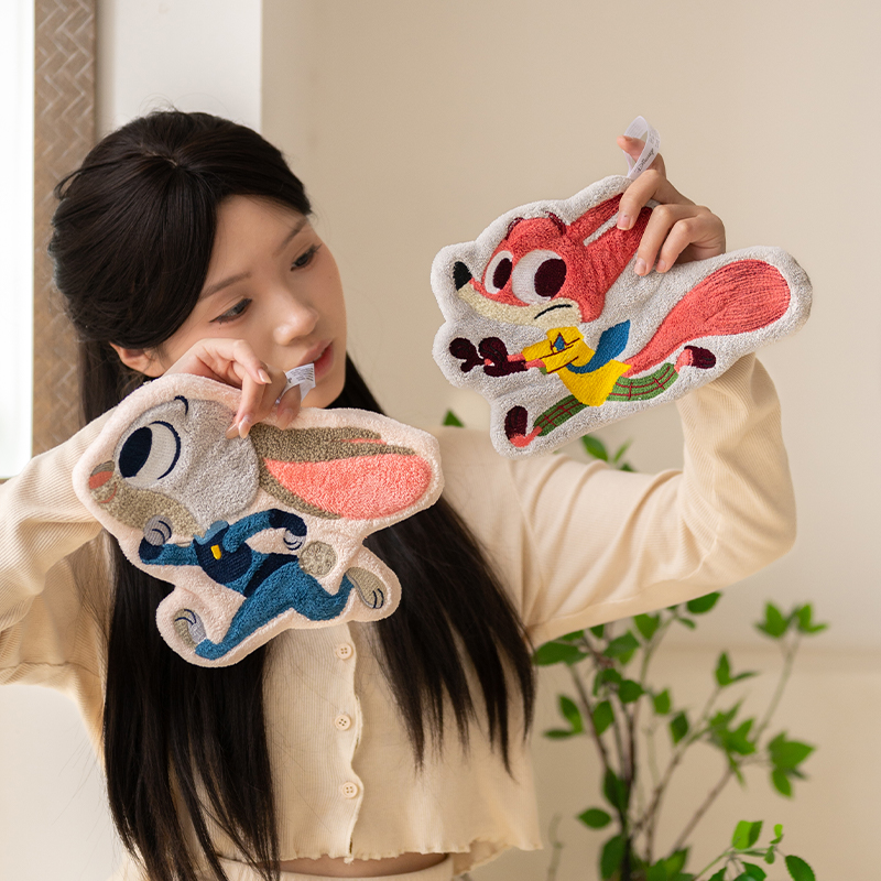 尼克朱迪珊瑚绒擦手巾吸水挂式女柔软情侣可爱洗手卡通手帕家用