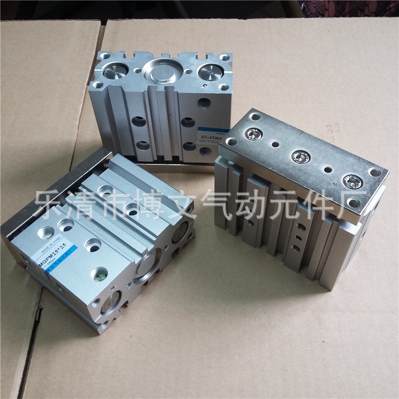 三杆气缸薄型导杆气缸MGPM25-75