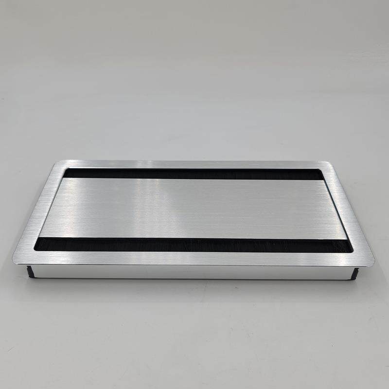 家具五金配件 办公桌黑色银色线盒铝合金方形毛刷内置缓冲穿线孔