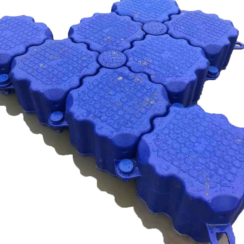 厂家供应水上塑料浮筒  网箱养殖塑料浮体   水上塑料浮筒码头