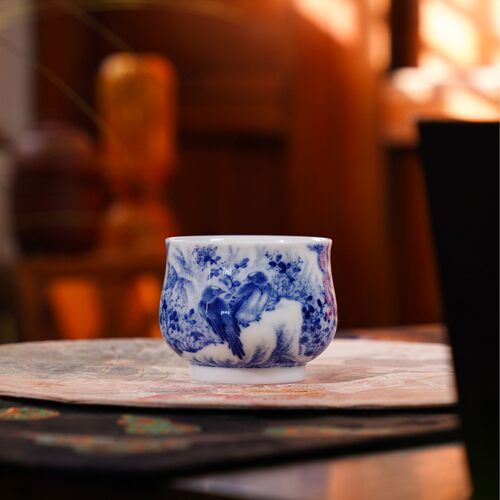 画堂春菊石白头黄炉式杯