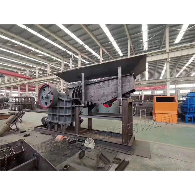 砂石料场移动式箱式破碎机 建筑石头粉碎机 青石鹅卵石中碎设备