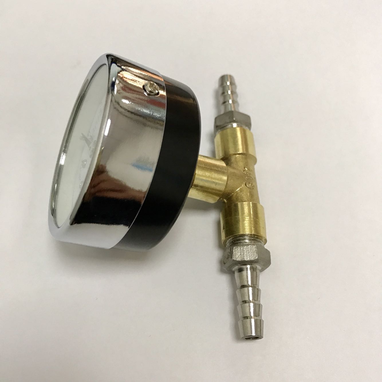 60mm 轴向压力表 加气管宝塔三通接头 Y-60Z 2.5kg 宝塔外径10mm