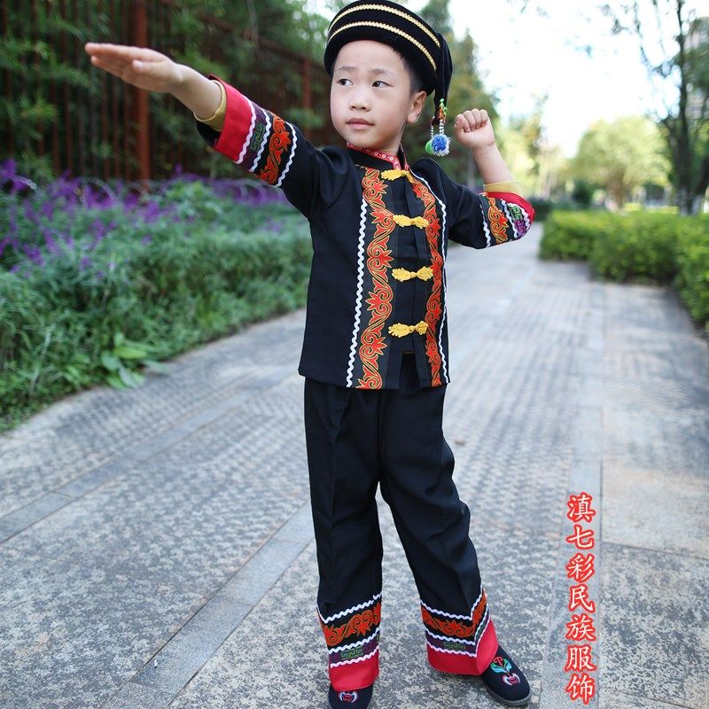 小黑彝族长袖男童套装 简约民族服装黑色长衣长裤 民族服饰生活装