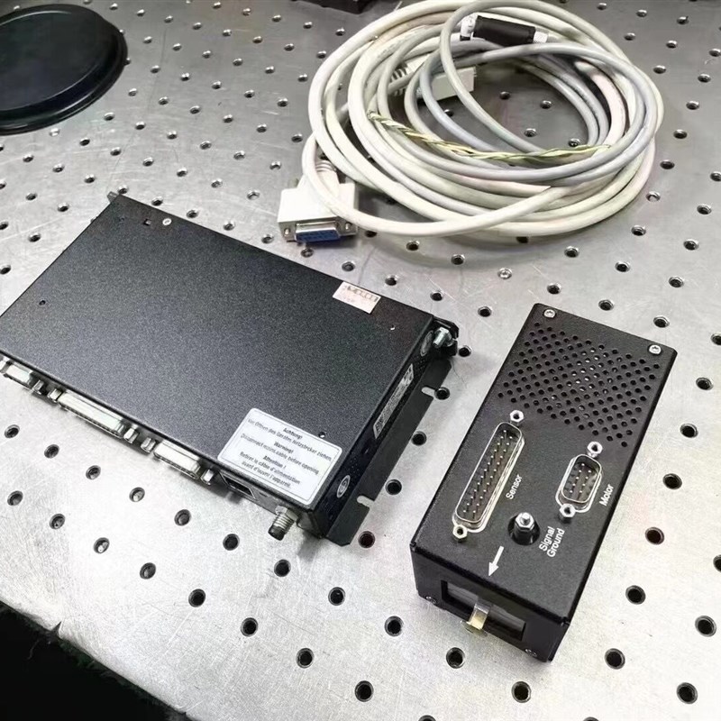 德国PI 音圈电机, 直线推杆 10mm行程  10纳米分辨率  带软件!