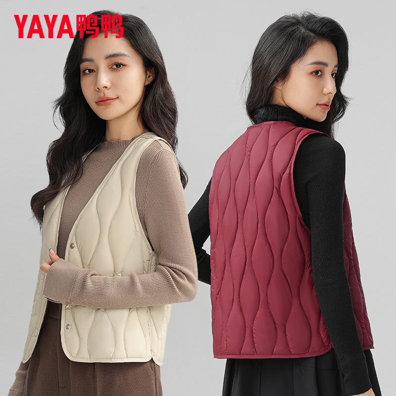 鸭鸭轻薄羽绒服马甲女V领反季基础修身背心休闲蓬松鸭绒马夹外套X