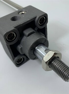 日本原装MBB32/MBB40/MBB50-700Z/800Z/900Z/1000Z标准型气缸