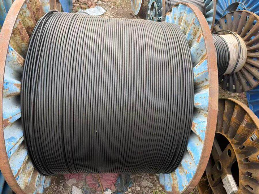 3月25日济南电力电缆YJLV-型号：1×70长度：1000mDL608可邮寄处置单位支持发货，运费和发货流程见详情页网络拍卖公告