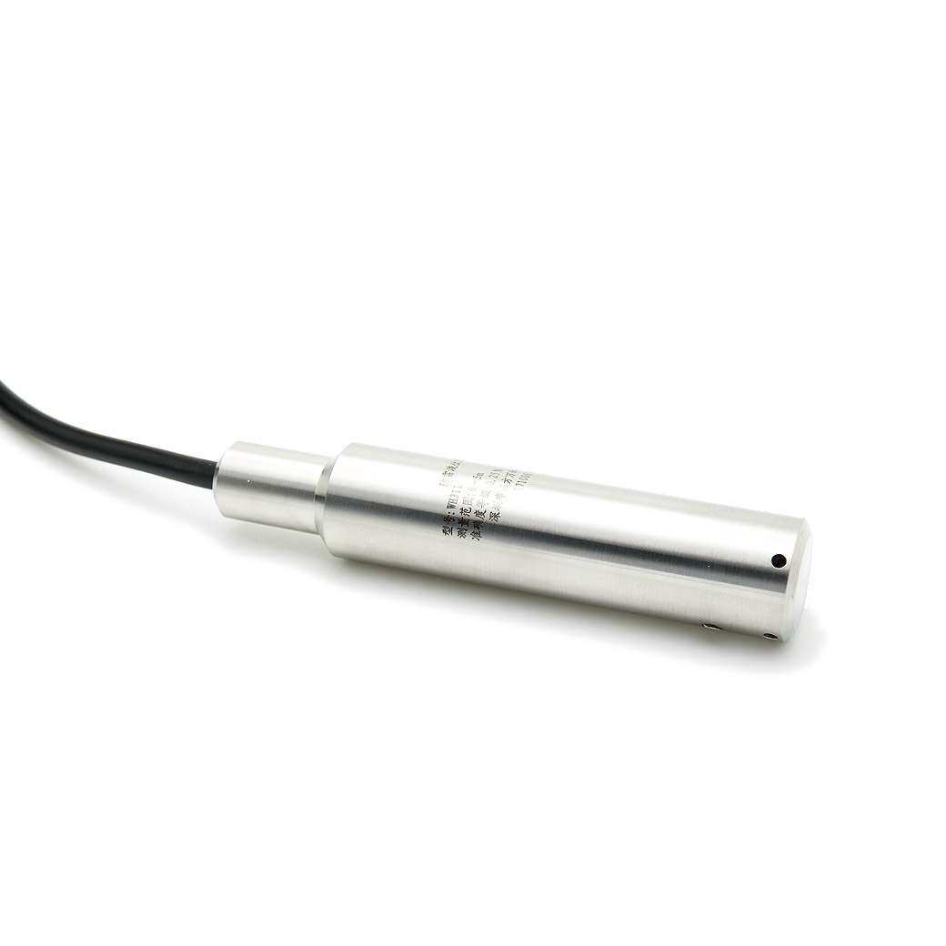 SSK231投入式液位变送器 SSK231-R2A3B112L20m 0-15mH2O水位传感