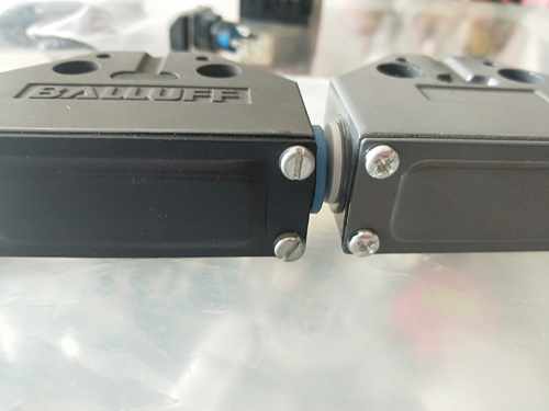 巴鲁夫行程开关BNS819-FD-60-101原装BALLUFF一个触点接近开关