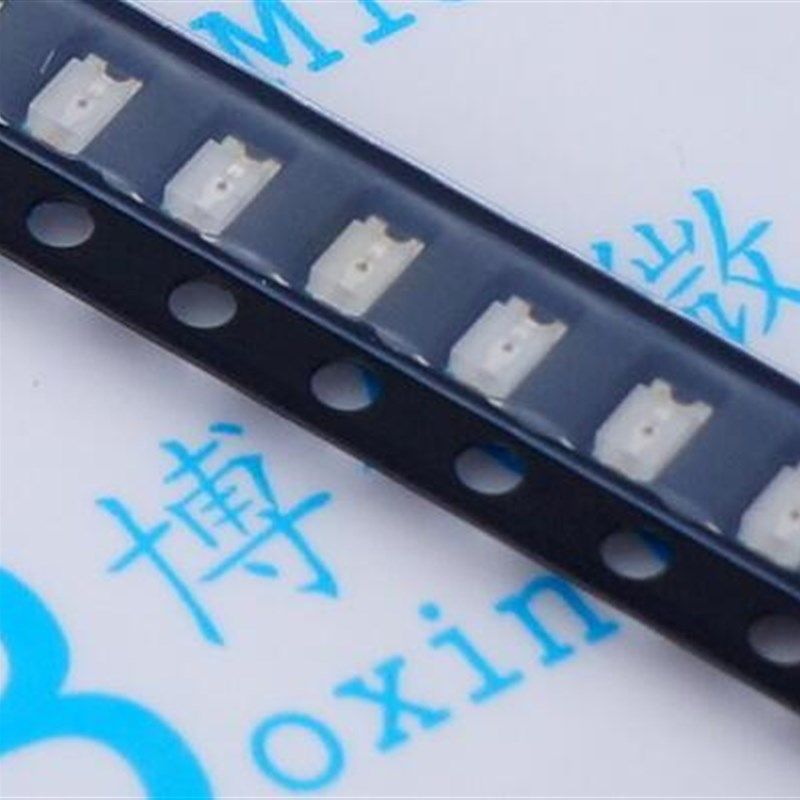 1盘 1206 黄Yellow 贴片发光LED 高亮黄色 黄灯 3000只/盘=135