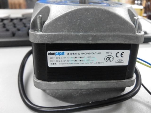 ebmpapstM4Q045-DA01-0170W18W制冷罩极电机风机冷柜马达散热风扇
