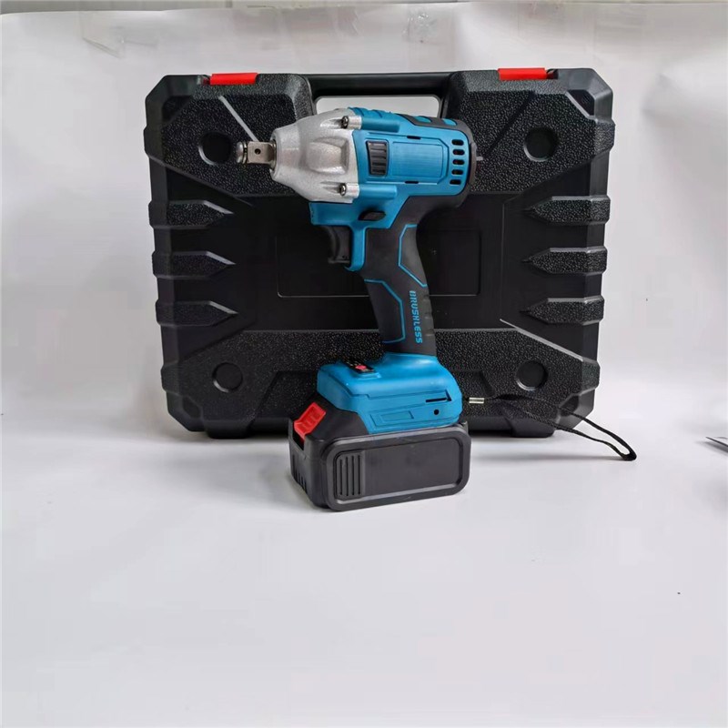 MT款 21V锂电池充电扳手套装冲击电扳手汽车脚手架子工木工多功能