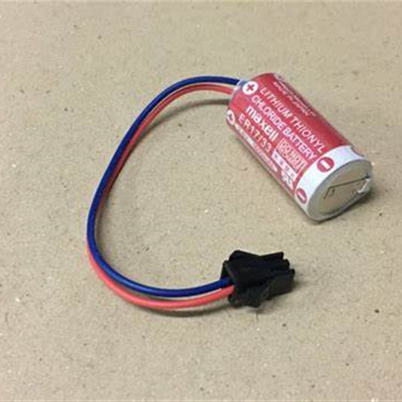 日本MAXELL 原装正品 ER17/33 3.6V 2/3AA 带黑色2孔SM飞机插头