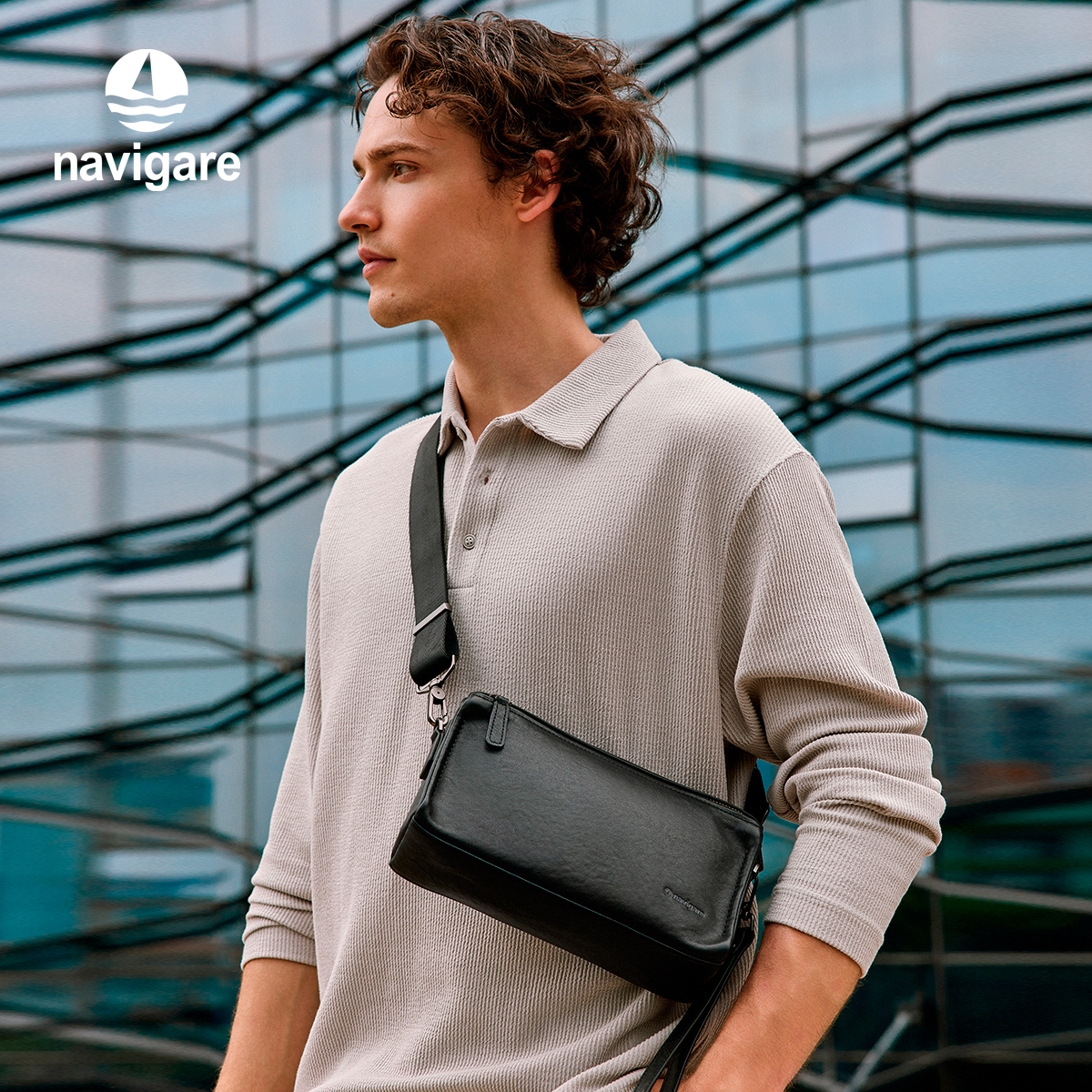 Navigare意大利小帆船真皮单肩包男通勤休闲随身小包斜挎包邮差包