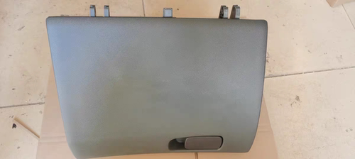 威志V5副驾驶手套箱杂物箱储物箱盒工具盒总成物品箱物品箱扣手