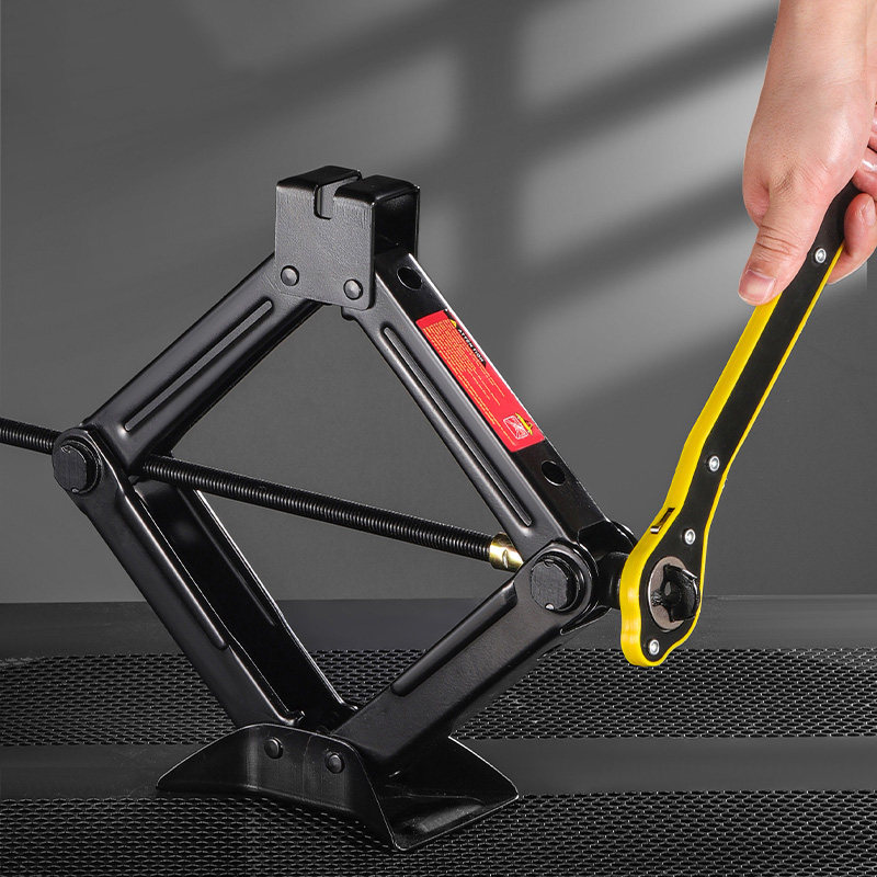 千斤顶汽车车载省力扳手摇杆棘轮千金顶小车换胎工具套装液压卧式