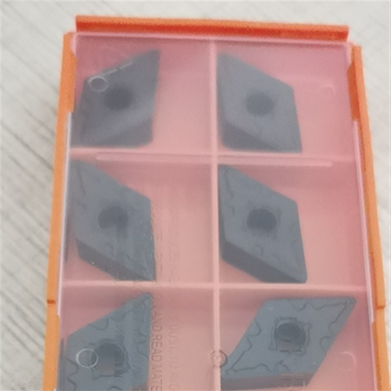 株洲55度菱形数控刀片DNMG150608-OPM OC2125钢件车刀头