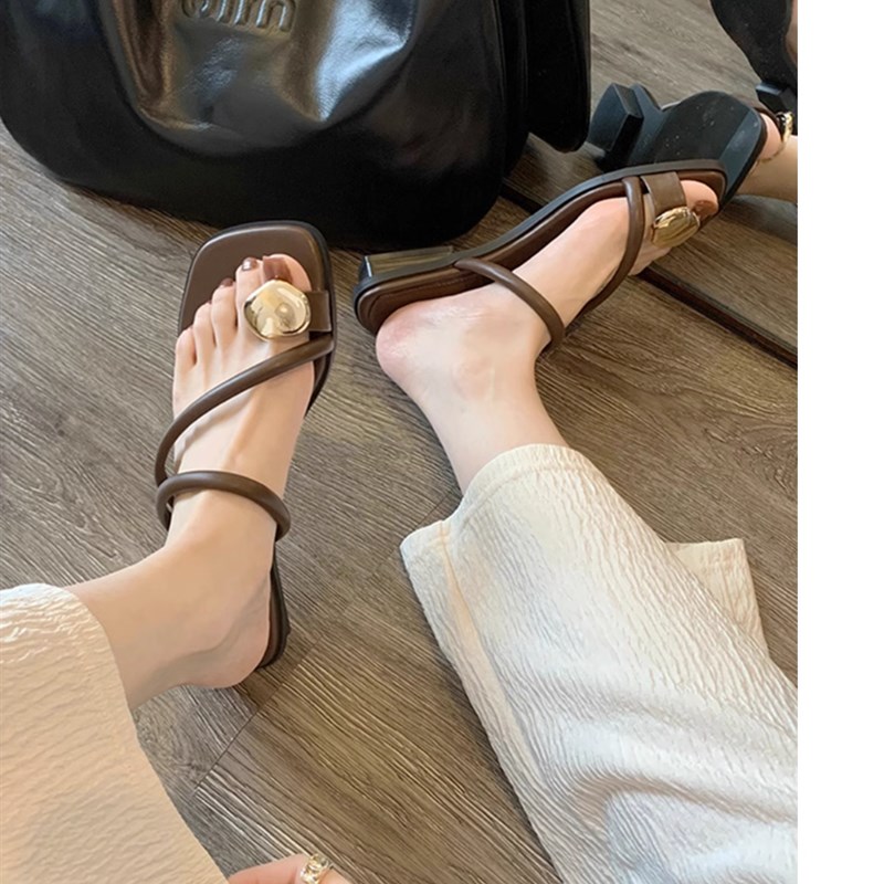 平底方头金扣斜侧一字带夹趾凉鞋B女露趾细带夹脚拖鞋女夏外穿凉