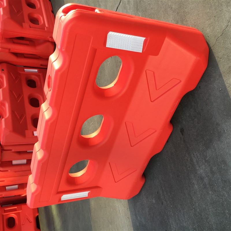 水马全新料三孔水马围挡隔离墩防撞桶交通设施注水围栏